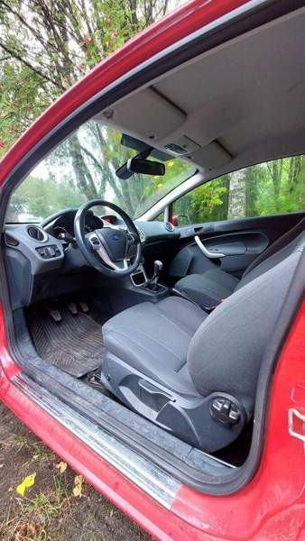 Ford Fiesta Van Keitele - изображение 7