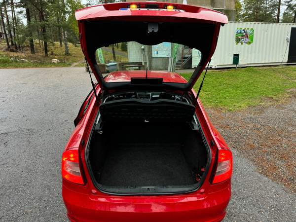 Skoda Octavia Glebychevo - valokuva 7