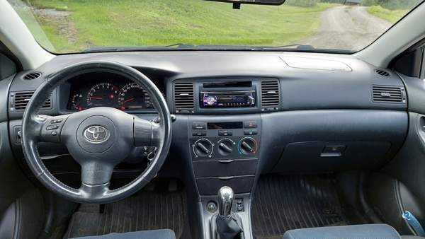 Toyota Corolla Multia - valokuva 7