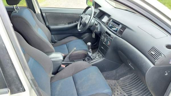 Toyota Corolla Multia - valokuva 5