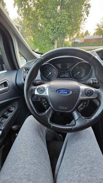 Ford C-MAX Grand Espoo - valokuva 8