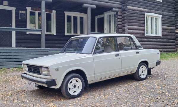 Lada 2105 Tampere - valokuva 2