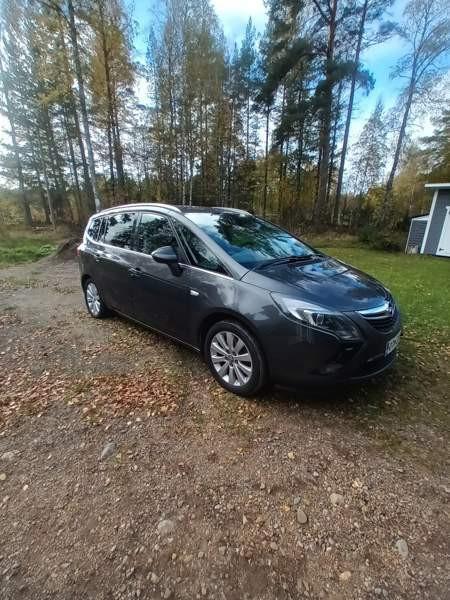Opel Zafira Tourer Kangasala - photo 1