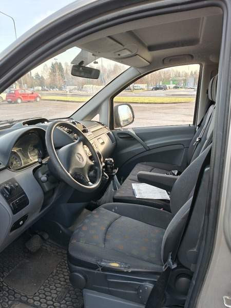 Mercedes-Benz 115 Tampere - valokuva 5