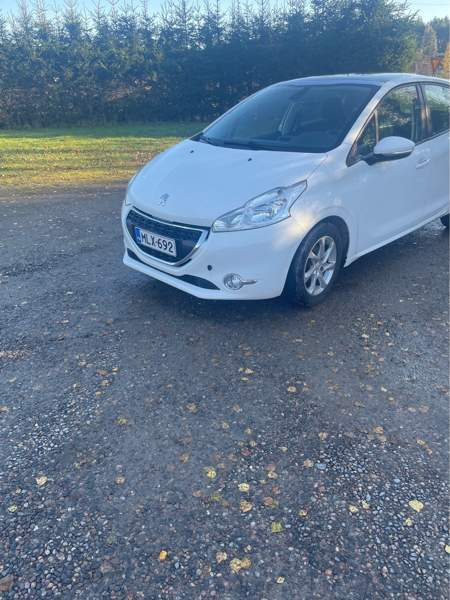 Peugeot 208 Siikalatva - photo 1