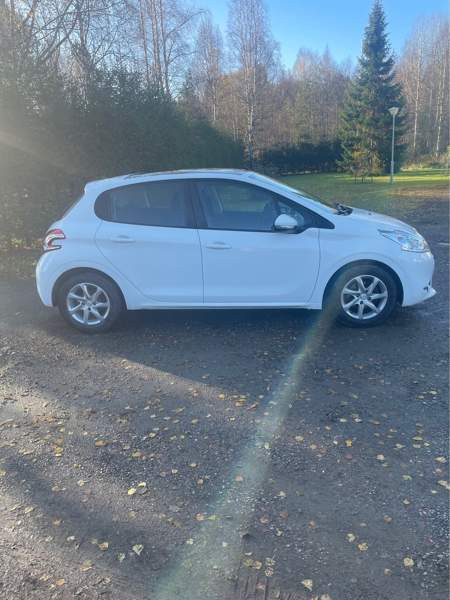 Peugeot 208 Siikalatva - photo 2