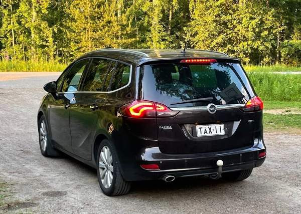 Opel Zafira Tourer Pälkäne - valokuva 8