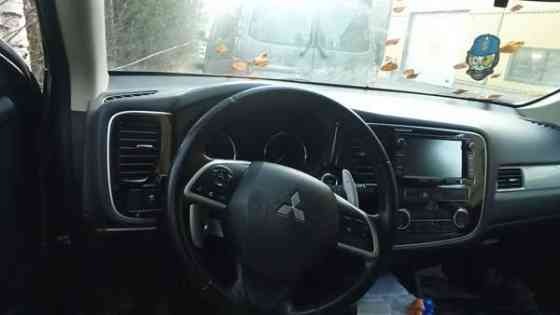 Mitsubishi Outlander PHEV Jyväskylä