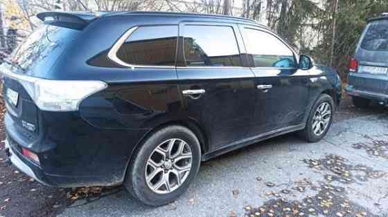 Mitsubishi Outlander PHEV Jyväskylä