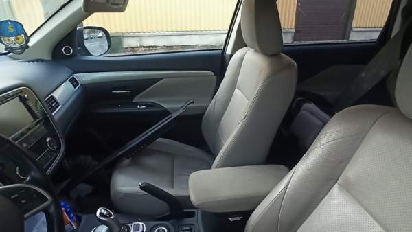 Mitsubishi Outlander PHEV Jyvaeskylae – foto 7