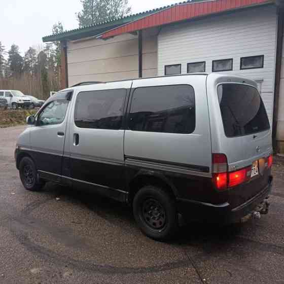 Toyota Granvia Нурмиярви