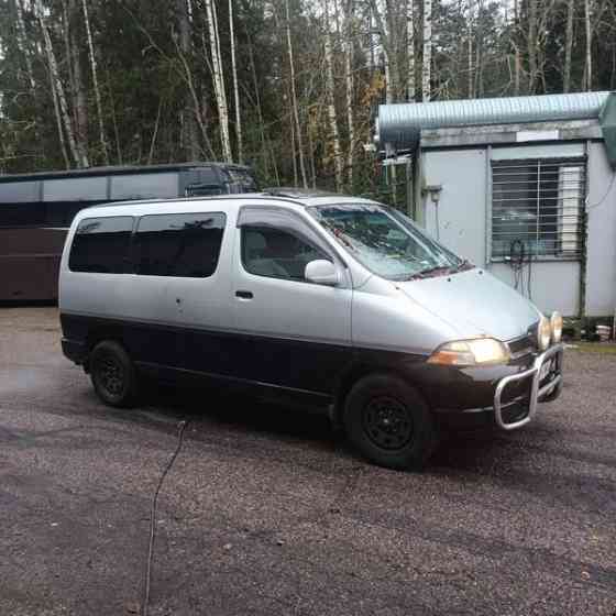Toyota Granvia Нурмиярви