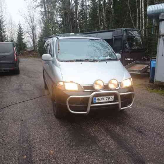 Toyota Granvia Нурмиярви