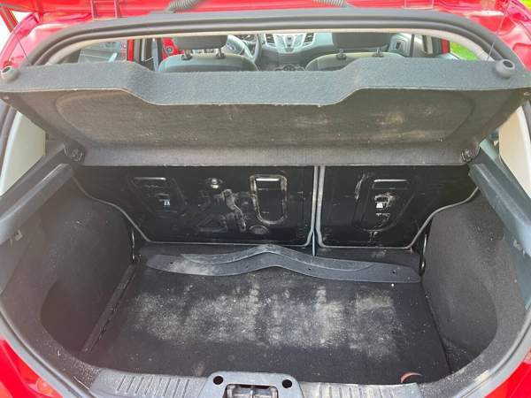 Ford Fiesta Sarov - valokuva 8