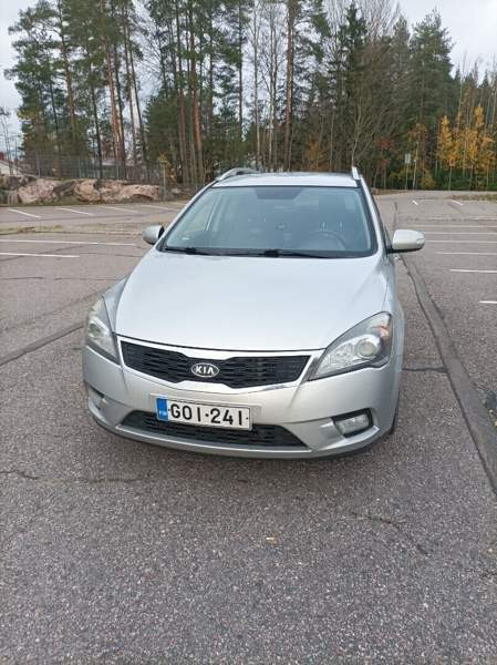 Kia Ceed Vantaa - photo 1