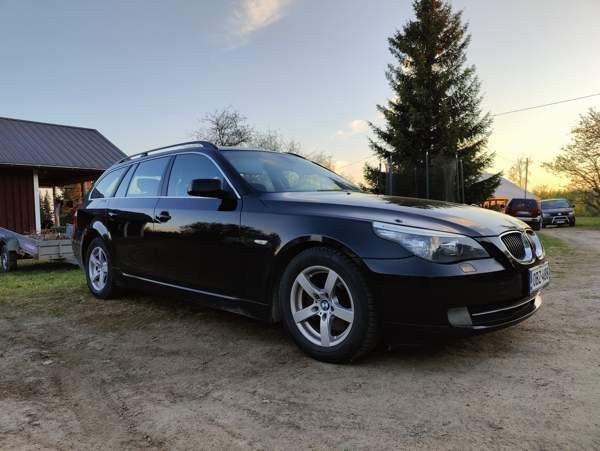 BMW 523 Multia - изображение 4