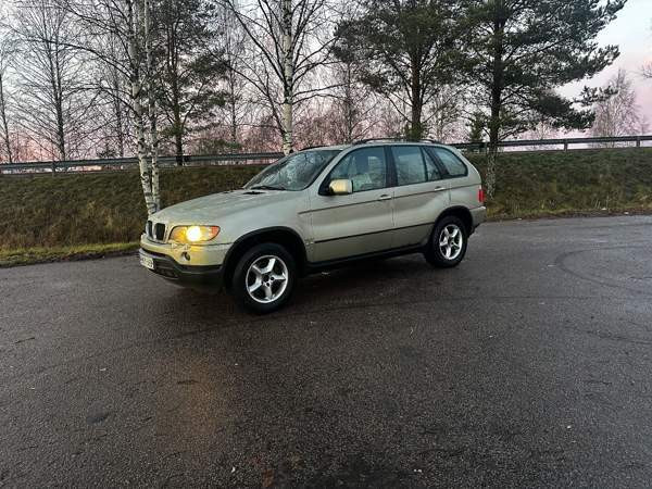 BMW X5 Kestilä - valokuva 1
