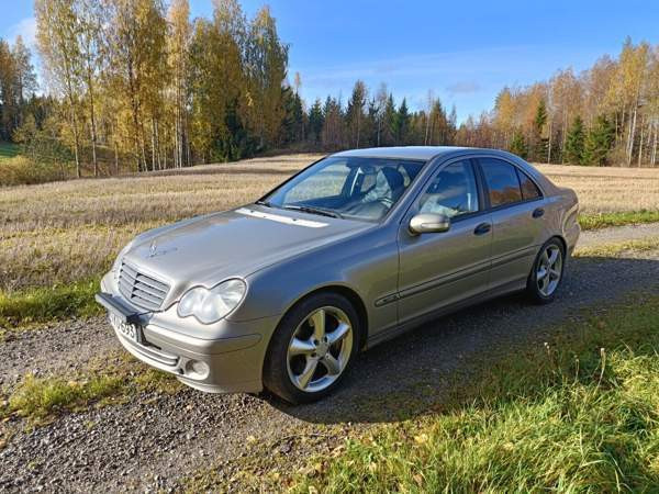 Mercedes-Benz C Enonkoski - valokuva 1