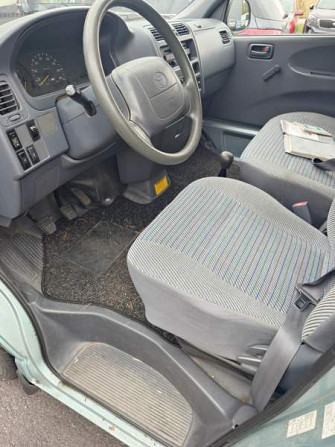 Toyota Hiace Kaarina - valokuva 7