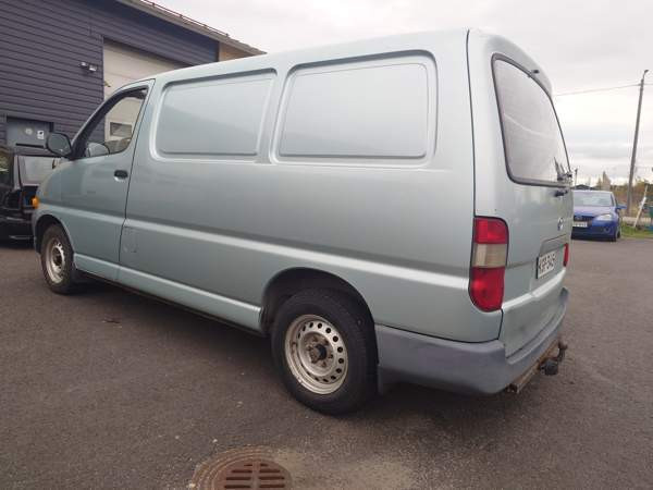 Toyota Hiace Kaarina - valokuva 5
