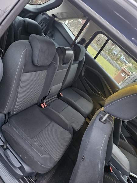 Ford C-MAX Grand Лемпяаля - изображение 5