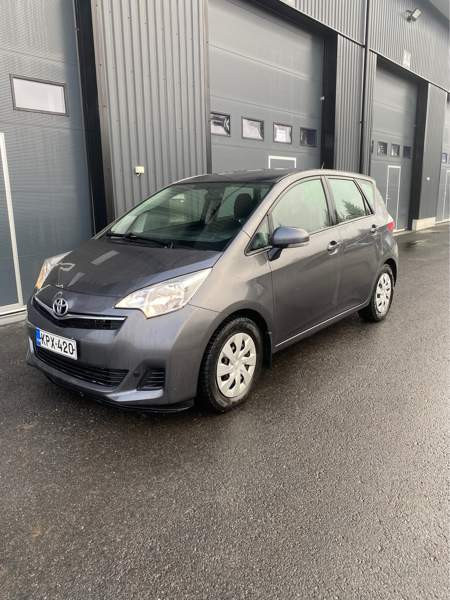 Toyota Verso-S Parkano - изображение 1