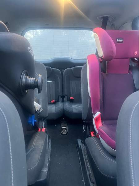 Ford C-MAX Grand Форсса - изображение 8