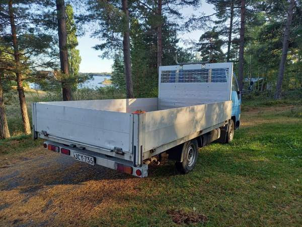 Toyota Dyna Dzhankoy - valokuva 4