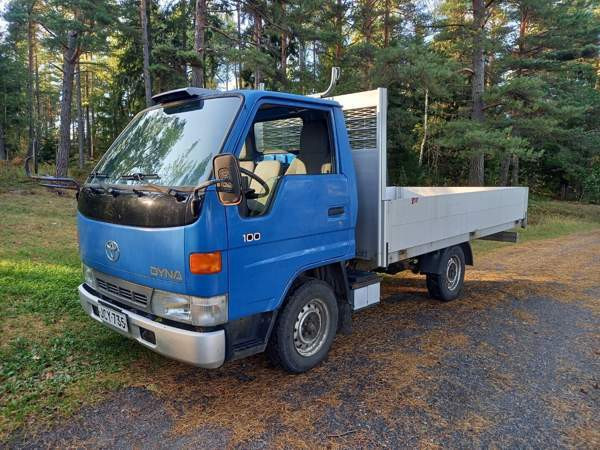 Toyota Dyna Dzhankoy - valokuva 1