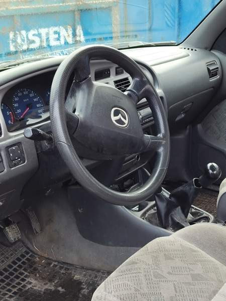 Mazda B2500 Pöytyä - valokuva 7