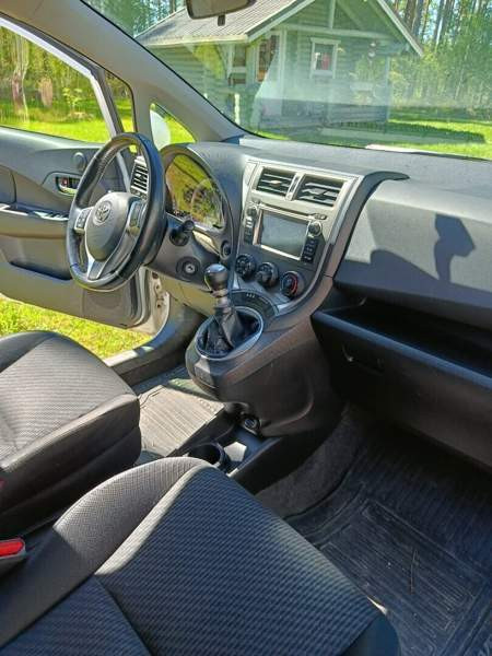 Toyota Verso-S Kaustinen - изображение 4