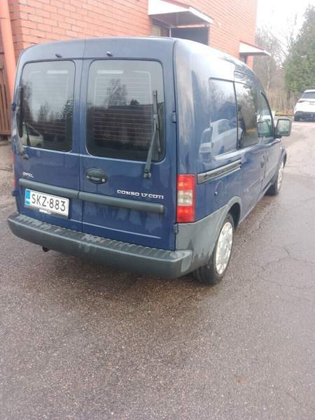 Opel Combo Glebychevo - valokuva 5