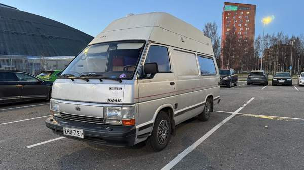 Toyota Hiace Oulu - valokuva 2