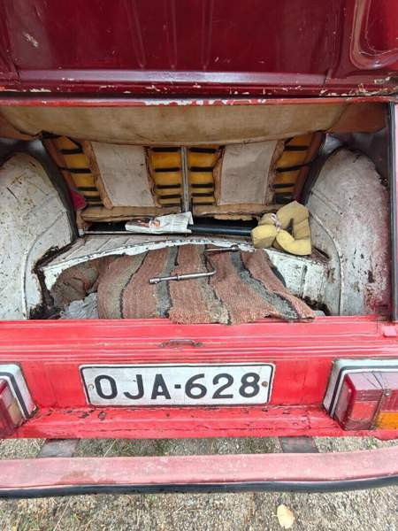 Citroen 2CV Lons-le-Saunier - photo 6