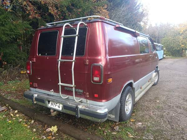 Dodge Ram B350 Eurajoki - изображение 2