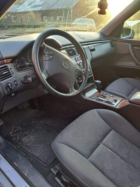 Mercedes-Benz 270 Kokemäki - valokuva 7