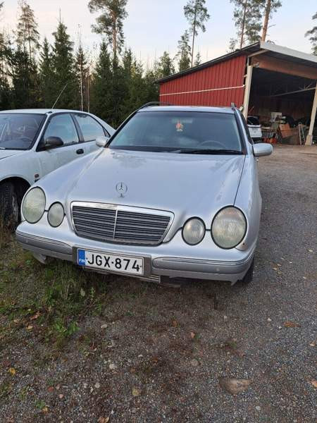 Mercedes-Benz 270 Kokemäki - valokuva 1