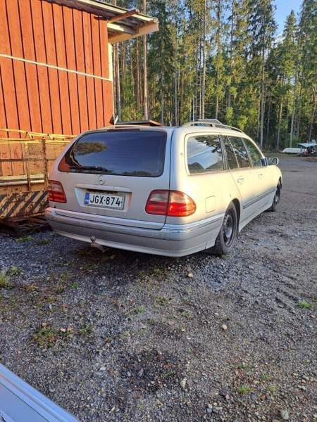 Mercedes-Benz 270 Kokemäki - valokuva 4