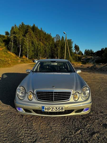Mercedes-Benz 270 Nurmijärvi - valokuva 2