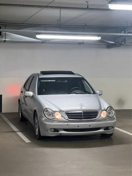 Mercedes-Benz 270 Turtkul - valokuva 2