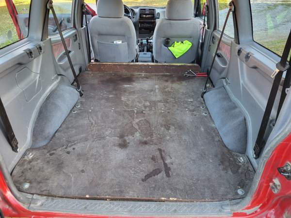 Nissan Terrano II Viitasaari - изображение 8