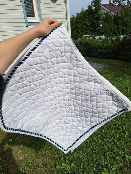 Ruskea ja valkoinen satulahuopa hevoselle Вихти - изображение 5