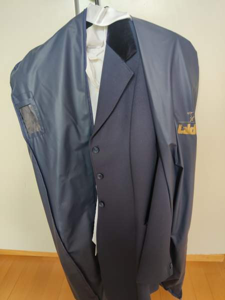 Kisatakki, paita ja hanskat Vantaa - photo 1