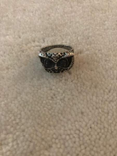 Metallinen pöllösormus, koko n. 17,5 mm Keuruu - photo 1