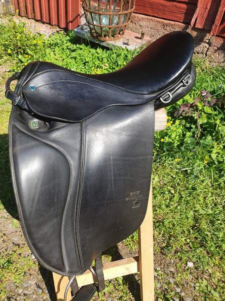 Issikkasatula, Stùbben D Elegance 17" XW Hollola – foto 1
