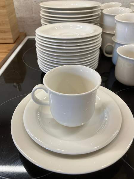 Arabia Arctica ajaton ja tyylikäs astiasto Tampere - photo 2