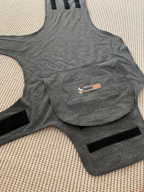 Rauhoittava mantteli koiralle Espoo - valokuva 2