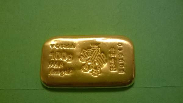 Voima 100 g 9999 kulta harkko. Sveitsistä Helsinki - valokuva 2