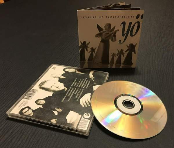 Yö-yhtyeen CD-levy Kuopio - valokuva 2