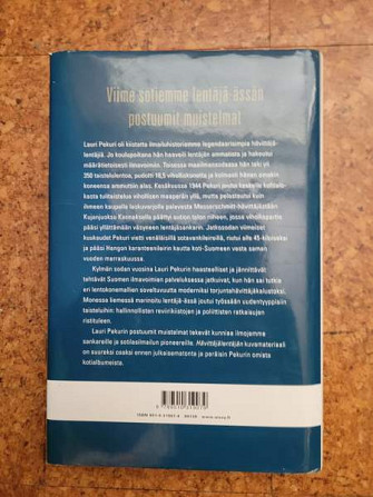 Lauri Pekuri Hävittäjälentäjä Helsinki - valokuva 2